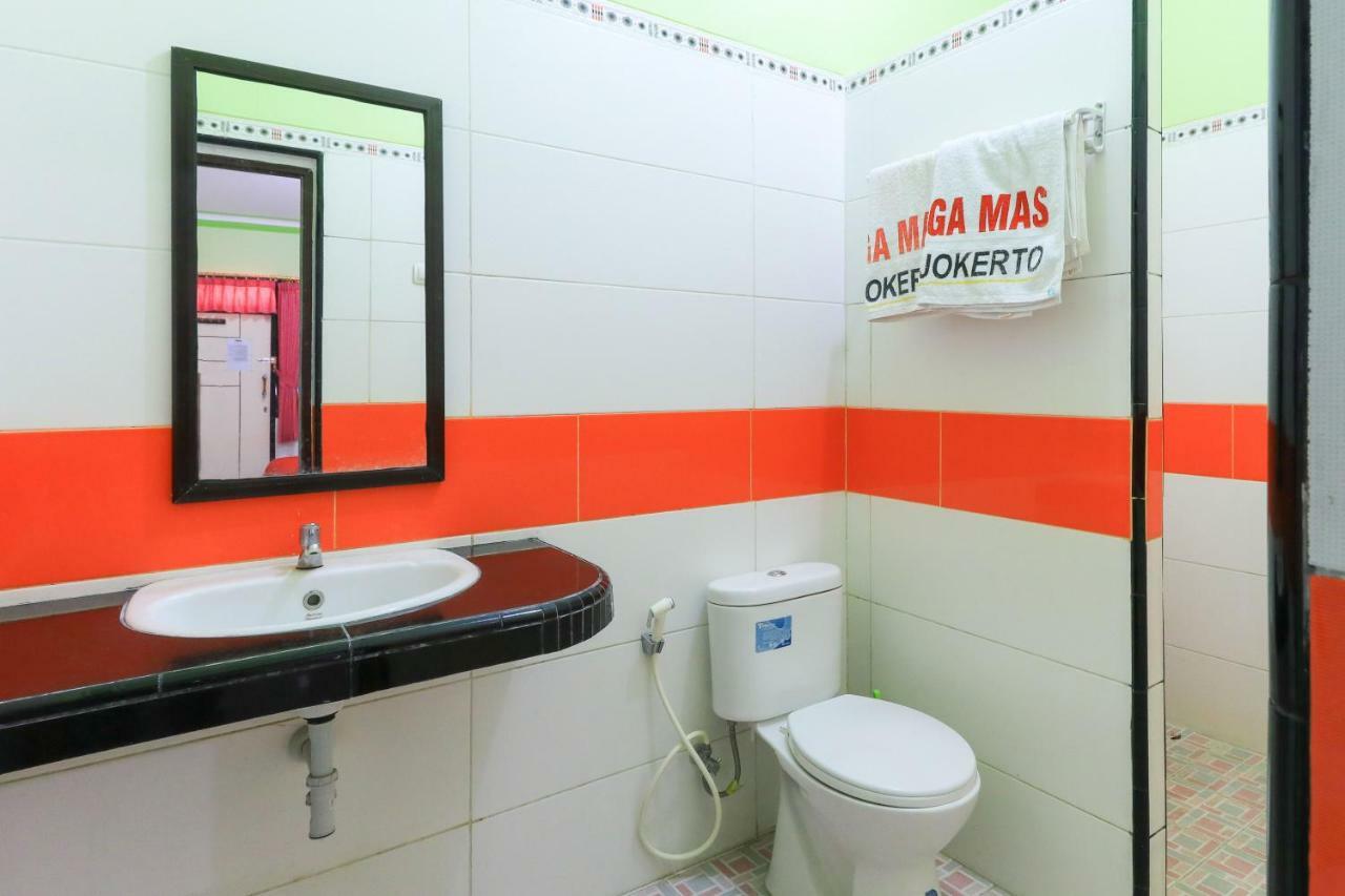 Naga Mas Hotel Mojokerto Exterior foto